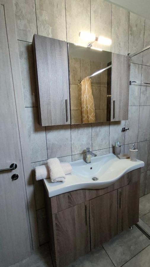 Γιώργος Και Εύα Apartment Kariani Exterior photo