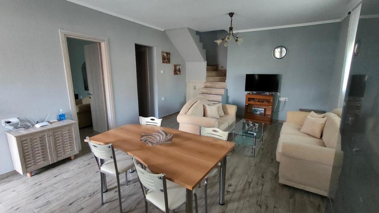 Γιώργος Και Εύα Apartment Kariani Exterior photo