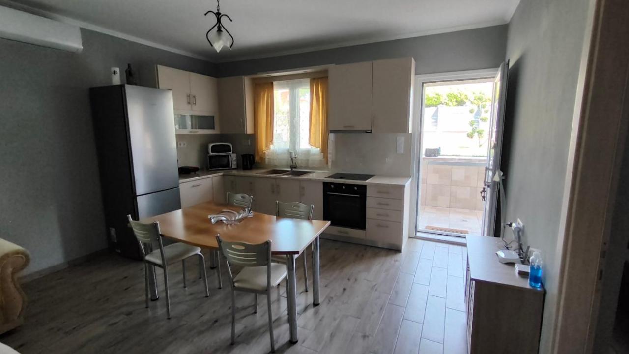 Γιώργος Και Εύα Apartment Kariani Exterior photo